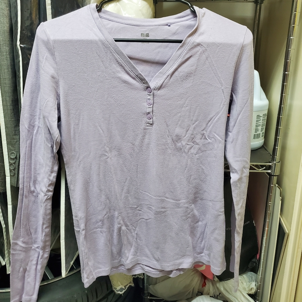 UNIQLO Supima Cotton Henley Long Sleeve - Medium